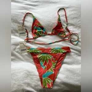 Monday Swimwear highwaisted bikini - Birds of Paradise - S